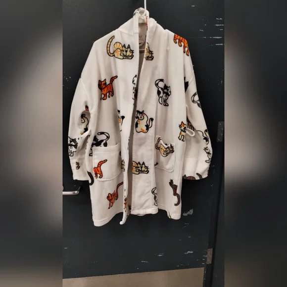 Aegean Apparel Polyester Cat White Sleepwear & Robes Women Cat Lady Granny Core - Picture 2 of 11